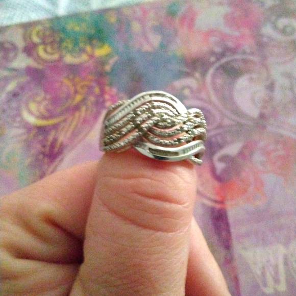Sterling anniversary ring - Picture 2 of 3